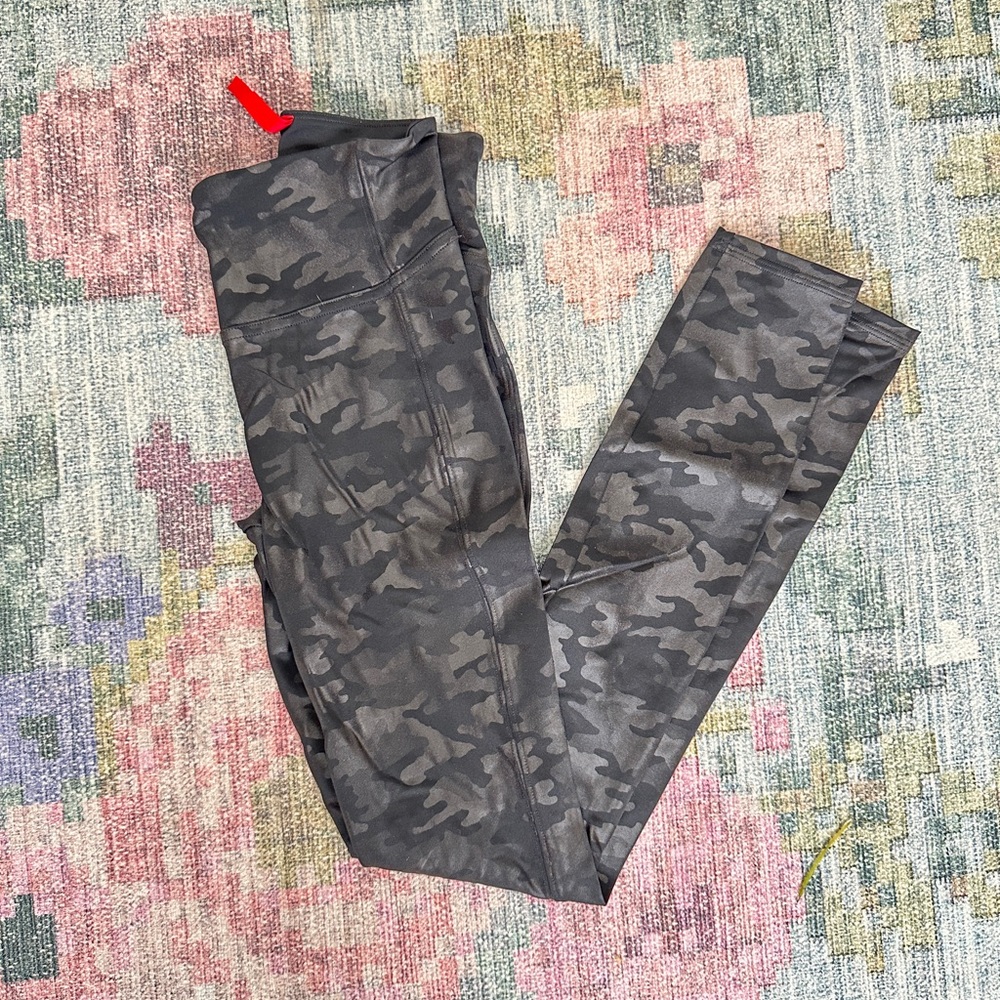 SPANX FAUX LEATHER CAMO LEGGING